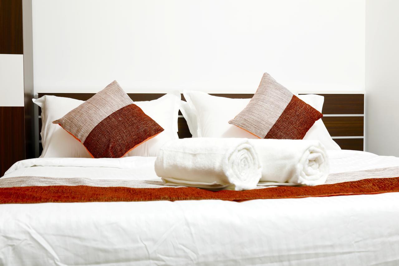 Puthens Clifton Inn Kottayam Exterior photo